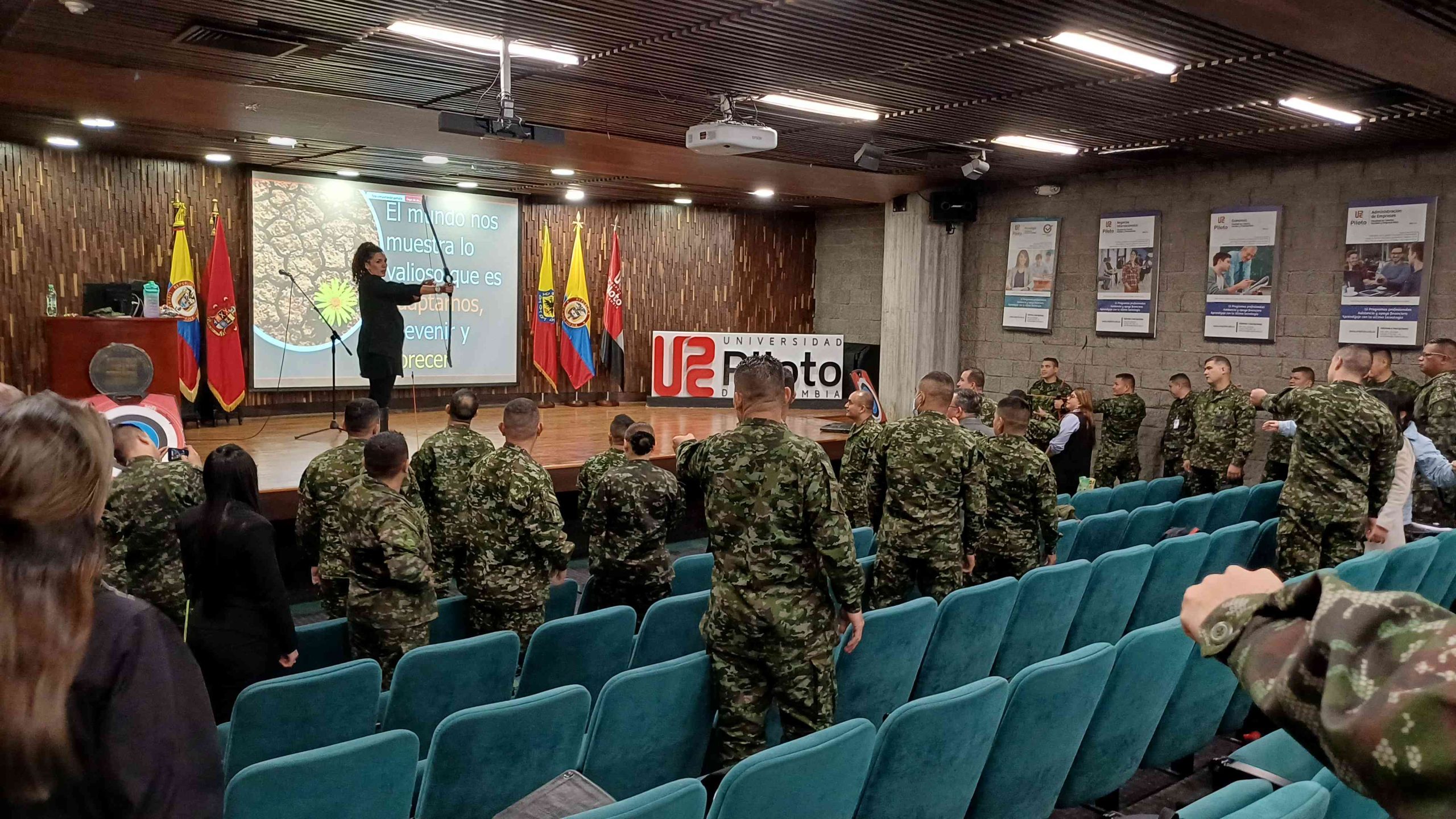 Seminario_Atencion_Servicios_Medios_Virtuales